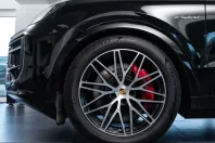 Porsche Cayenne din 2024 cu 29.900 km - oferta POR213934 - foto 14