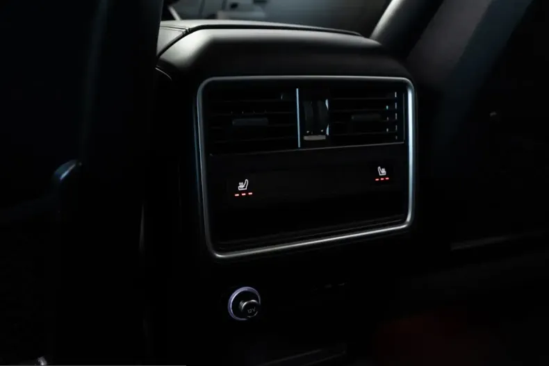 Porsche Cayenne din 2024 cu 29.900 km - oferta POR213934 - foto 21