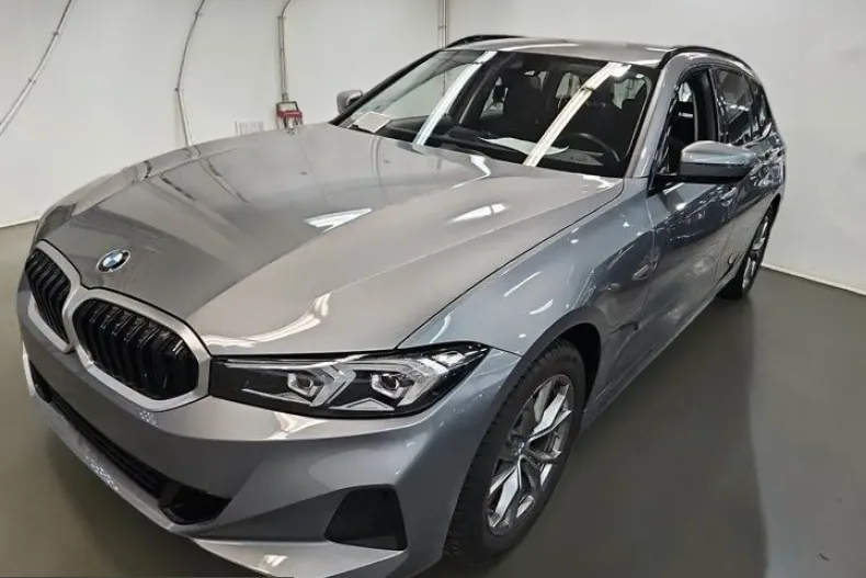 BMW 320 (Seria 3) din 2024 cu 22.000 km - oferta BMW213942 - foto 1