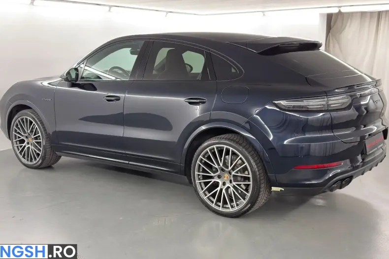 Porsche Cayenne din 2023 cu 83.289 km - oferta POR213945 - foto 4