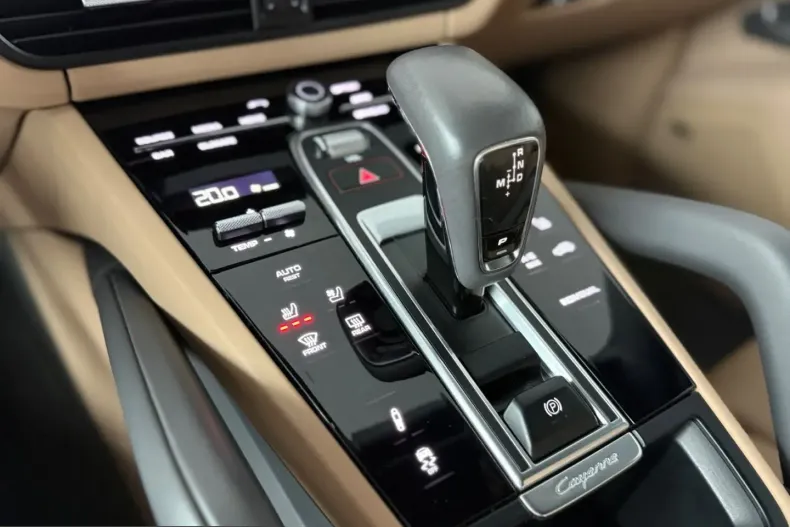 Porsche Cayenne din 2023 cu 83.289 km - oferta POR213945 - foto 24