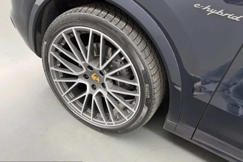 Porsche Cayenne din 2023 cu 83.289 km - oferta POR213945 - foto 32