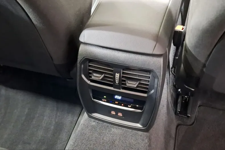 BMW 430d (Seria 4) din 2024 cu 15.448 km - oferta BMW213954 - foto 16