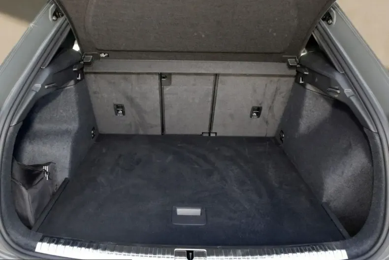 Audi Q3 din 2025 cu 11.600 km - oferta AUD213958 - foto 13