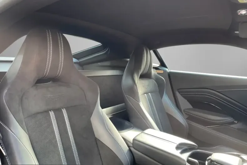 Aston Martin V8 Vantage din 2023 cu 16.200 km - oferta AST213962 - foto 7