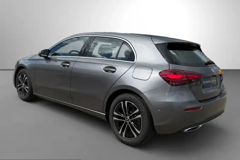 Mercedes-Benz A 200 (Clasa A) din 2025 cu 4.995 km - oferta MER213967 - foto 4