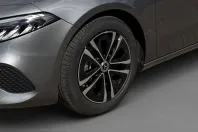 Mercedes-Benz A 200 (Clasa A) din 2025 cu 4.995 km - oferta MER213967 - foto 10