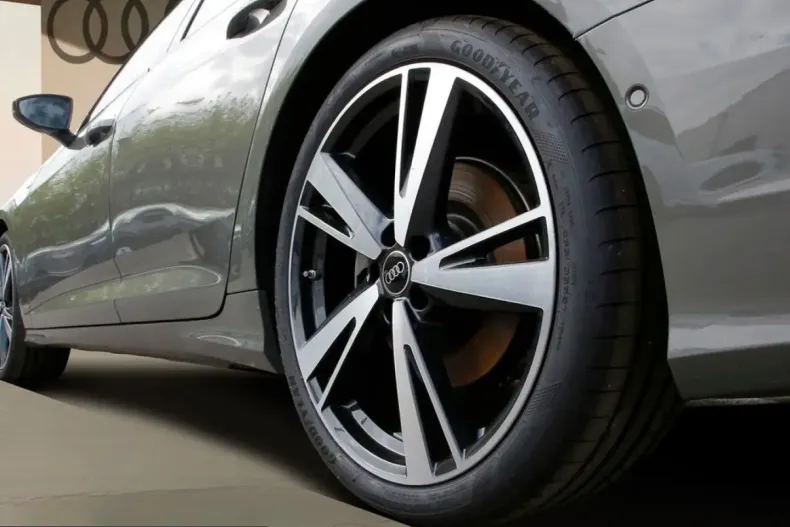 Audi A6 din 2025 cu 14.200 km - oferta AUD213968 - foto 7