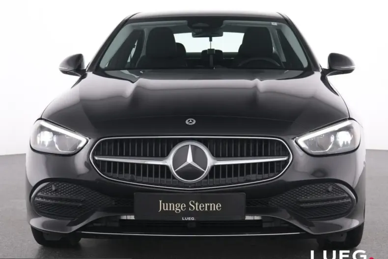 Mercedes-Benz C 180 (Clasa C) din 2025 cu 9.328 km - oferta MER213974 - foto 1