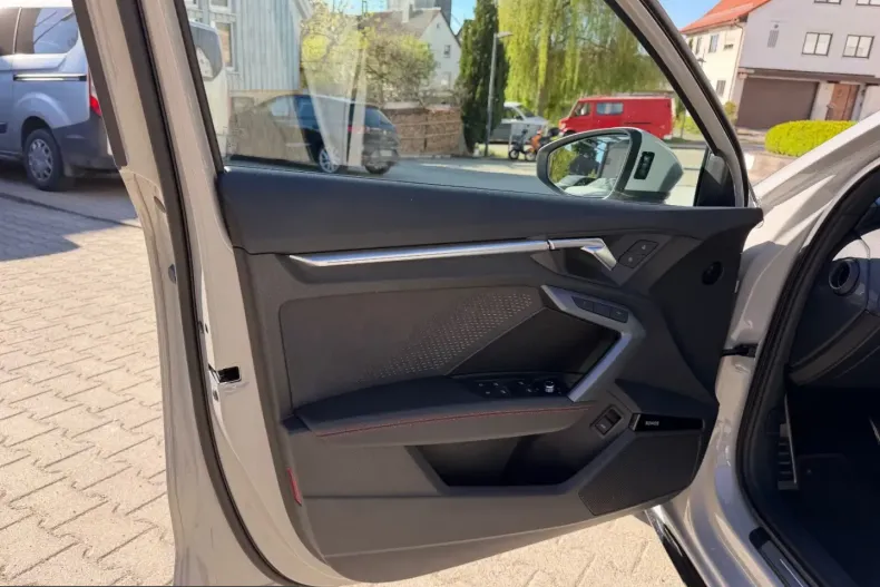 Audi S3 din 2025 cu 9.293 km - oferta AUD213975 - foto 34