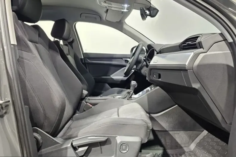 Audi Q3 din 2024 cu 18.920 km - oferta AUD213978 - foto 15