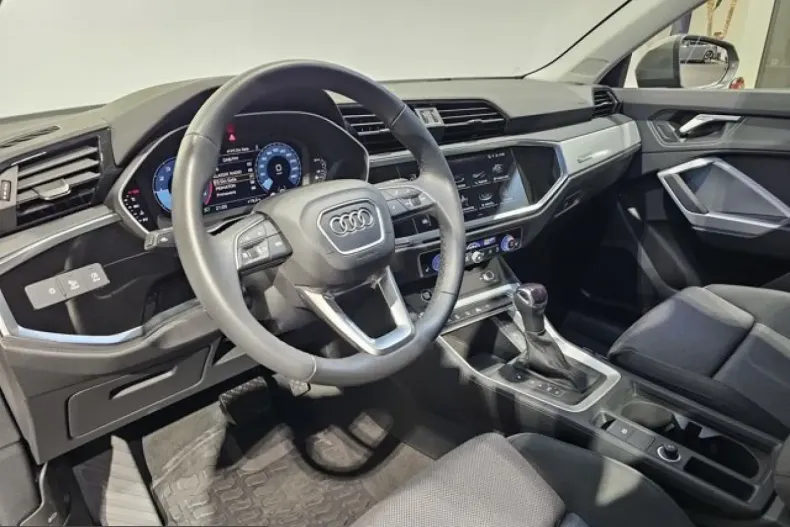 Audi Q3 din 2024 cu 18.920 km - oferta AUD213978 - foto 17