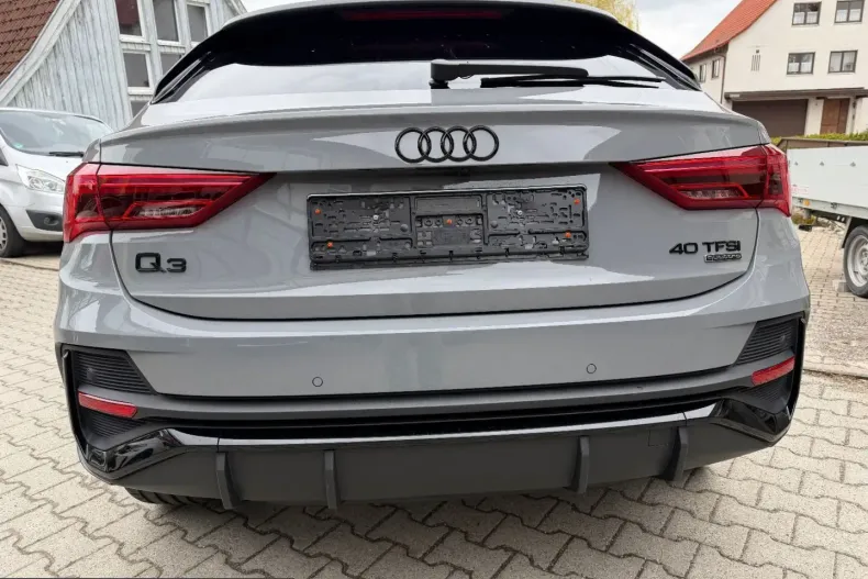 Audi Q3 din 2025 cu 14.700 km - oferta AUD213985 - foto 10