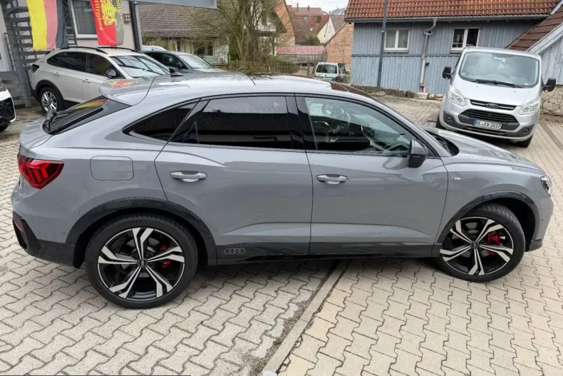 Audi Q3 din 2025 cu 14.700 km - oferta AUD213985 - foto 14
