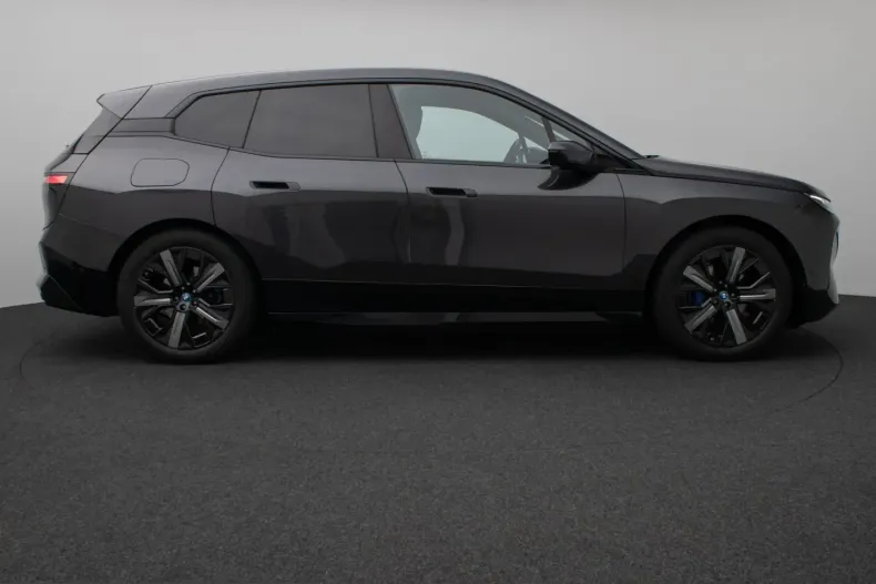 BMW iX din 2024 cu 24.312 km - oferta BMW213986 - foto 4
