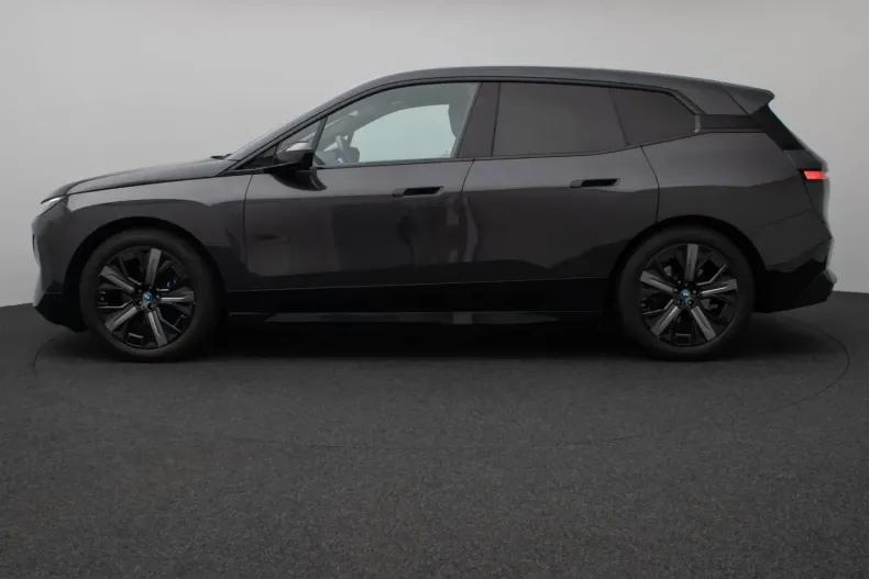 BMW iX din 2024 cu 24.312 km - oferta BMW213986 - foto 10