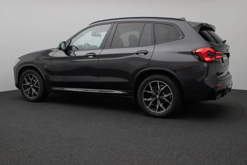 BMW X3 (Seria X) din 2025 cu 15.598 km - oferta BMW213988 - foto 9