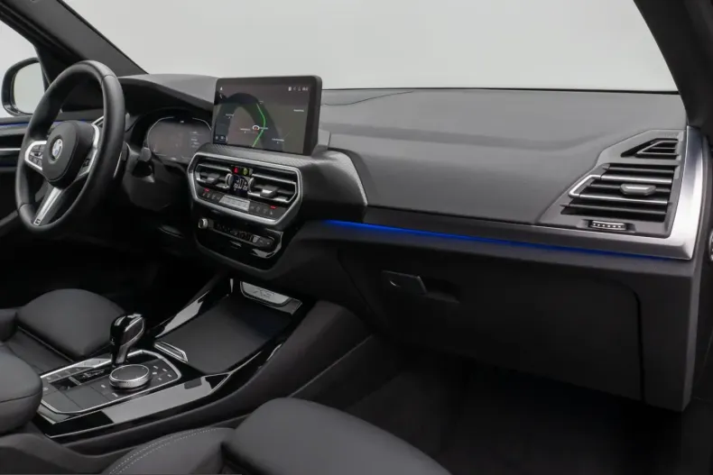 BMW X3 (Seria X) din 2025 cu 15.598 km - oferta BMW213988 - foto 22