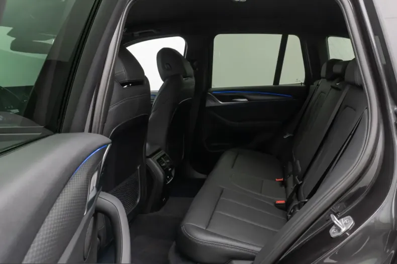 BMW X3 (Seria X) din 2025 cu 15.598 km - oferta BMW213988 - foto 24