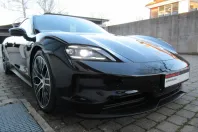 Porsche Taycan din 2024 cu 4.000 km - oferta POR213989 - foto 1