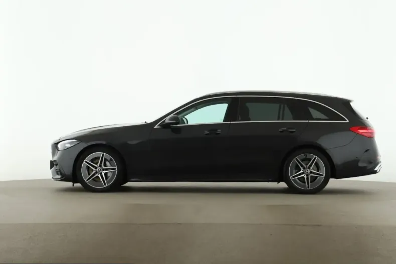 Mercedes-Benz C 300 (Clasa C) din 2025 cu 10.688 km - oferta MER213990 - foto 4