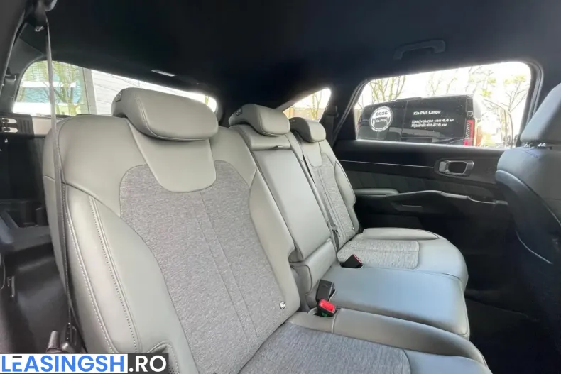 Kia Sorento din 2025 cu 31.900 km - oferta KIA213993 - foto 14