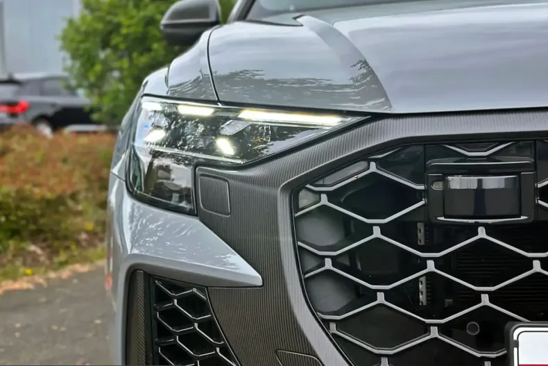 Audi RSQ8 din 2025 cu 6.690 km - oferta AUD213996 - foto 8