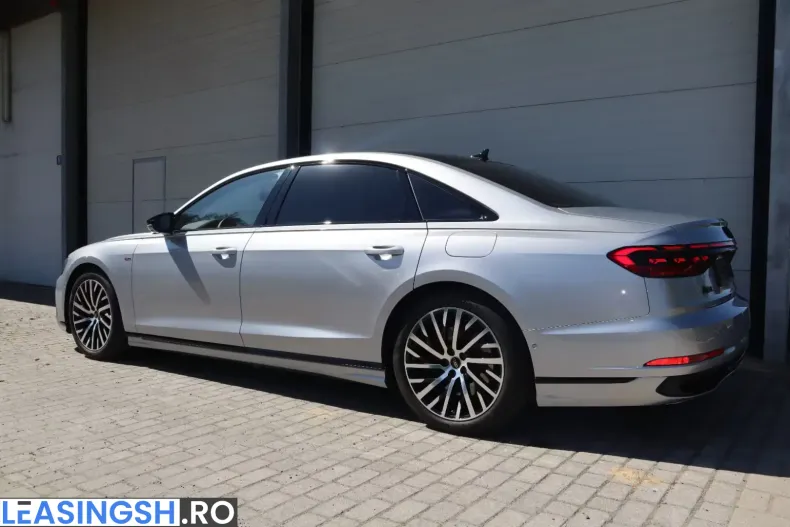 Audi A8 din 2025 cu 6.000 km - oferta AUD213999 - foto 2