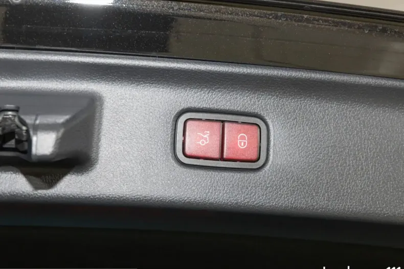Mercedes-Benz S 580 (Clasa S) din 2025 cu 7.355 km - oferta MER214007 - foto 10