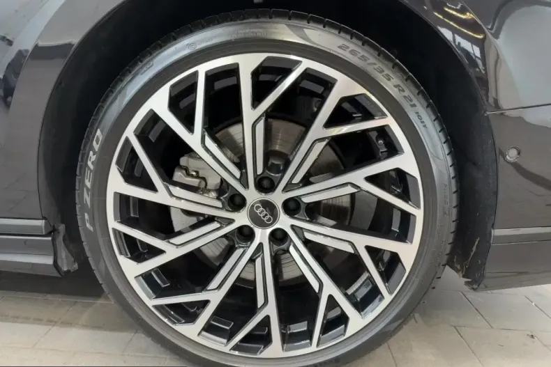 Audi A8 din 2024 cu 7.074 km - oferta AUD214013 - foto 4