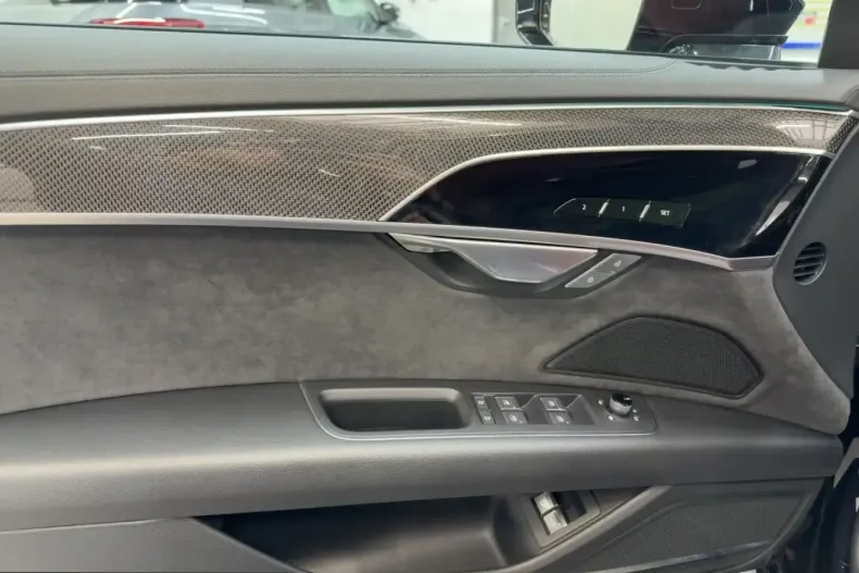 Audi A8 din 2024 cu 7.074 km - oferta AUD214013 - foto 9