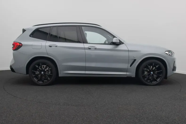 BMW X3 (Seria X) din 2023 cu 43.586 km - oferta BMW214015 - foto 4