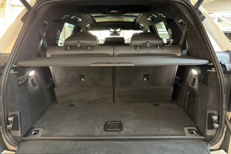 BMW X7 (Seria X) din 2023 cu 82.808 km - oferta BMW214019 - foto 19