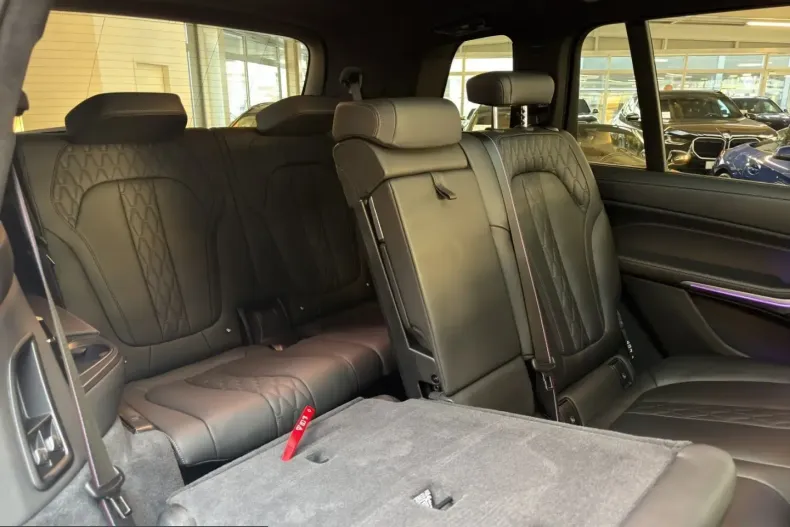 BMW X7 (Seria X) din 2023 cu 82.808 km - oferta BMW214019 - foto 20
