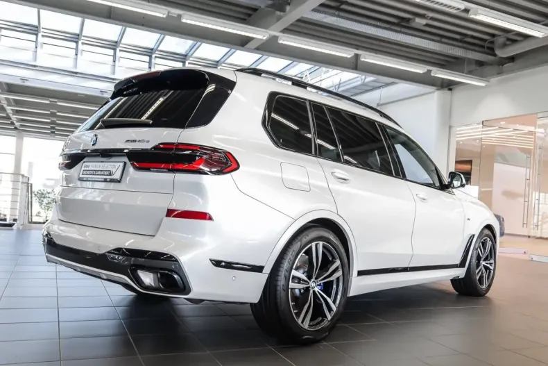 BMW X7 (Seria X) din 2023 cu 32.293 km - oferta BMW214020 - foto 2