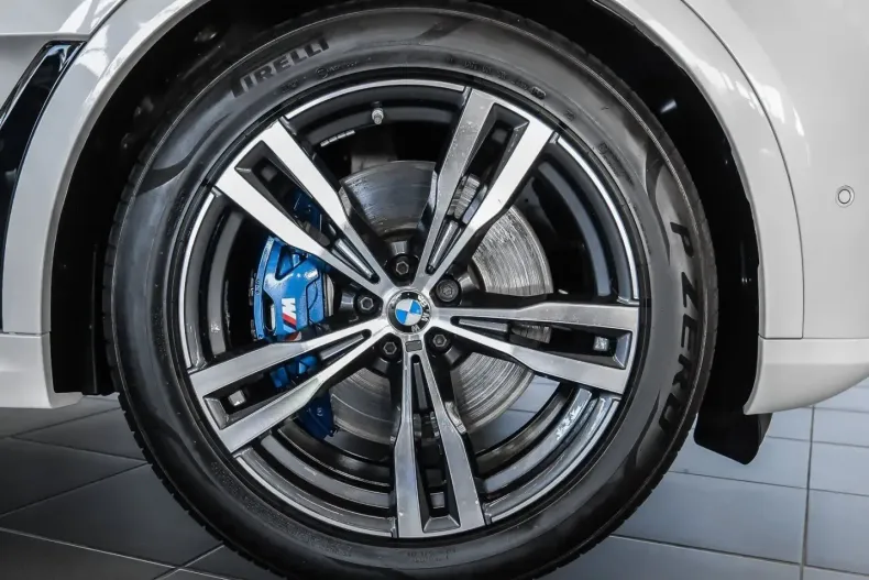 BMW X7 (Seria X) din 2023 cu 32.293 km - oferta BMW214020 - foto 4