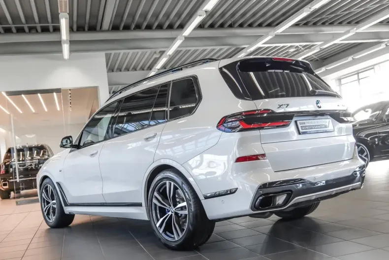 BMW X7 (Seria X) din 2023 cu 32.293 km - oferta BMW214020 - foto 7
