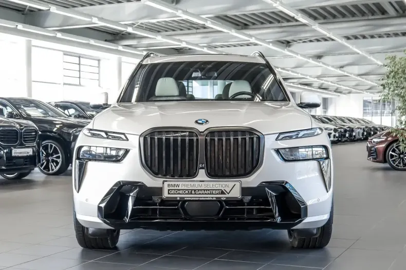 BMW X7 (Seria X) din 2023 cu 32.293 km - oferta BMW214020 - foto 8