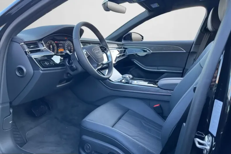 Audi A8 din 2025 cu 3.990 km - oferta AUD214021 - foto 8