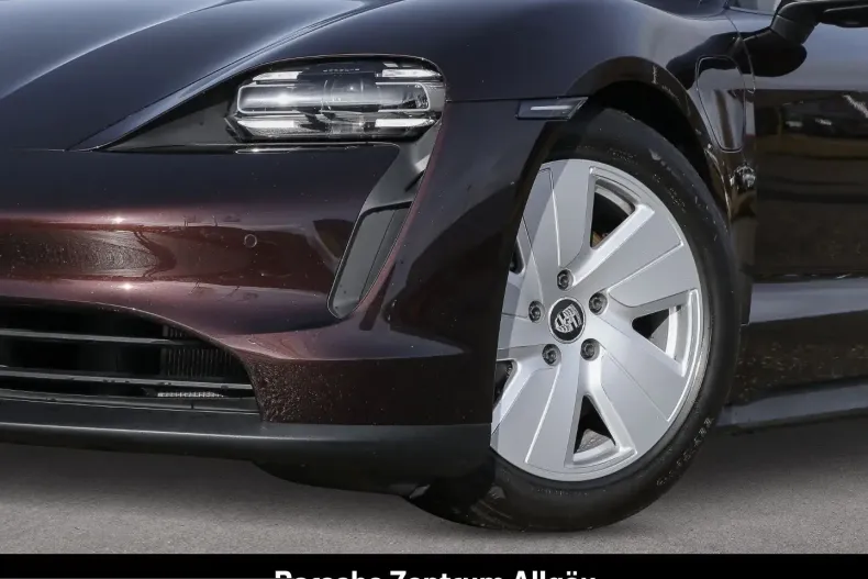 Porsche Taycan din 2022 cu 21.100 km - oferta POR214022 - foto 8