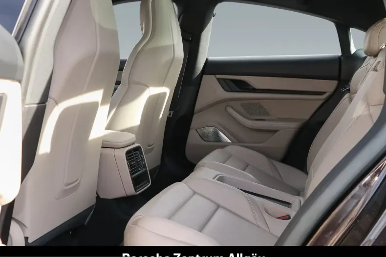 Porsche Taycan din 2022 cu 21.100 km - oferta POR214022 - foto 13