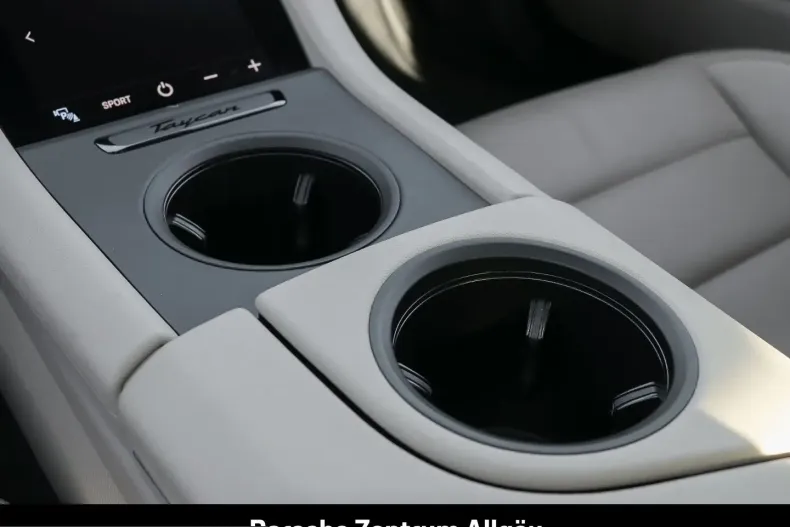 Porsche Taycan din 2022 cu 21.100 km - oferta POR214022 - foto 17