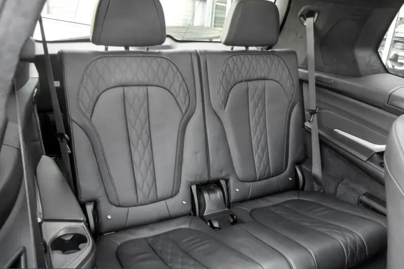 BMW X7 (Seria X) din 2023 cu 91.971 km - oferta BMW214024 - foto 14