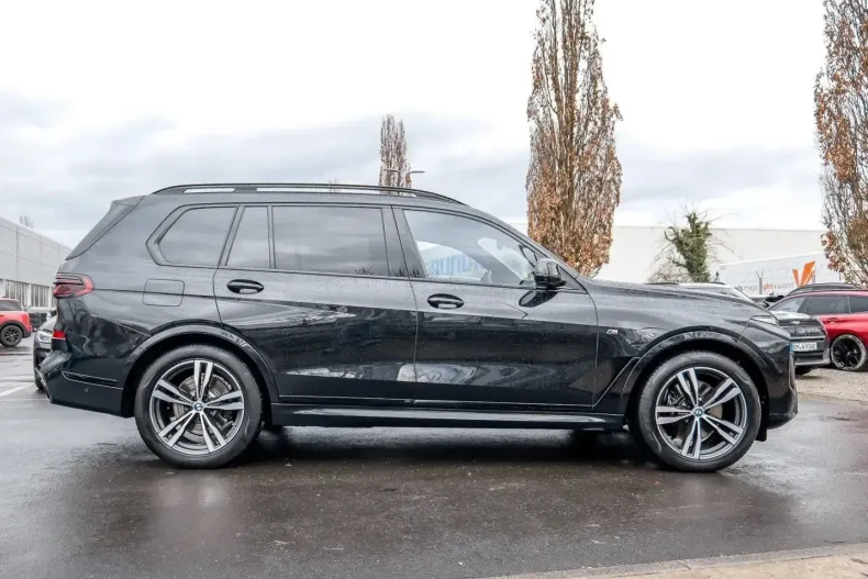 BMW X7 (Seria X) din 2023 cu 88.195 km - oferta BMW214026 - foto 3