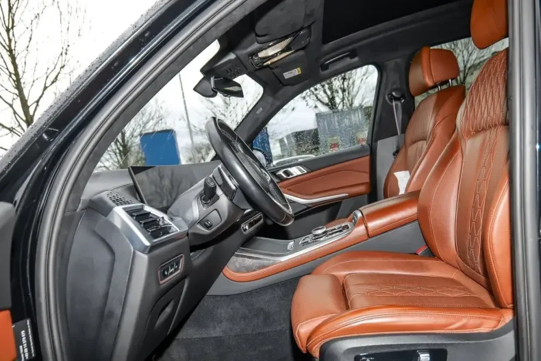 BMW X7 (Seria X) din 2023 cu 88.195 km - oferta BMW214026 - foto 10