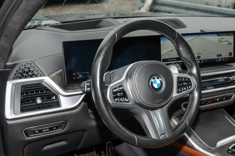 BMW X7 (Seria X) din 2023 cu 88.195 km - oferta BMW214026 - foto 21