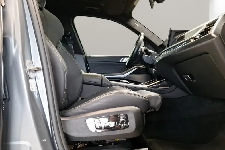 BMW X7 (Seria X) din 2023 cu 57.871 km - oferta BMW214028 - foto 5
