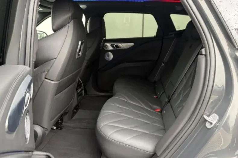 BMW XM (Seria X) din 2023 cu 39.457 km - oferta BMW214034 - foto 12