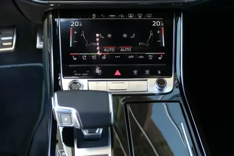 Audi A8 din 2024 cu 1.850 km - oferta AUD214038 - foto 11
