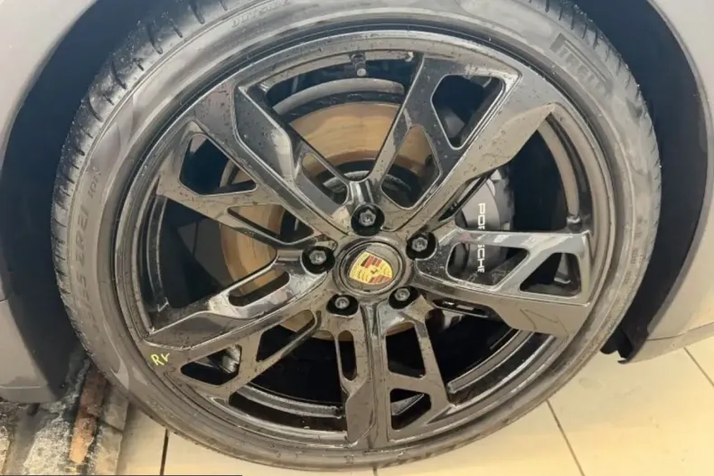 Porsche Taycan din 2022 cu 90.636 km - oferta POR214039 - foto 22